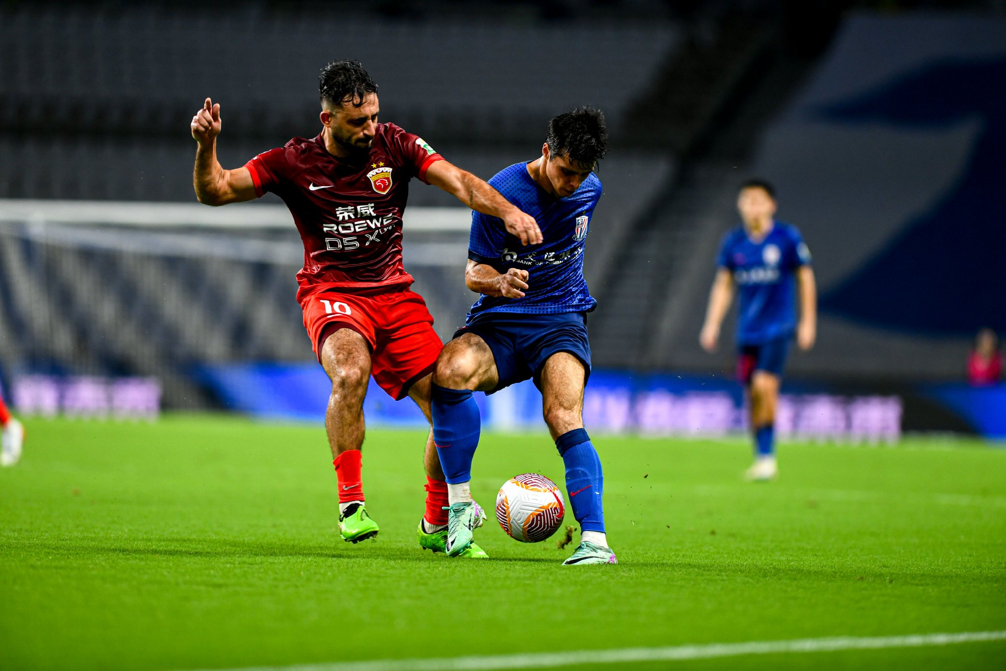 博鱼体育官网登陆-欧联倒计时，上海海港关键时刻临场应变，细节引发关注，引发热议，年轻球员得到机会