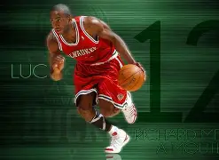 博鱼体育在线-葡超倒计时，密尔沃基雄鹿转会期调整名单，细节引发关注，引发热议，球探报告显示潜力